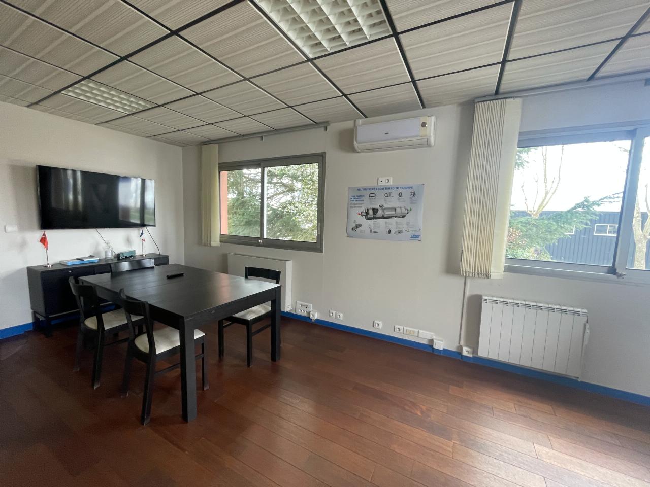 Local d'activité Lisses 2636m² Location local d'activité Lisses Essonne OLACT2530657 2